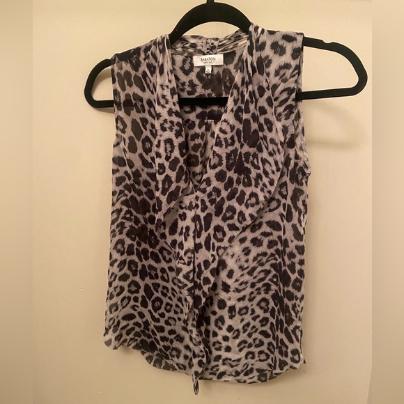Vintage Babaton 100% silk animal print blouse size xs - Picture 1 of 4
